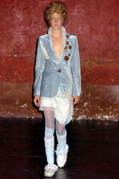 Look 2